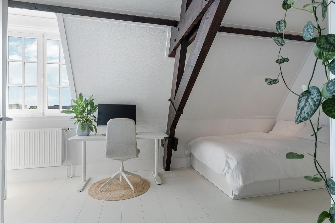 150 m² Penthouse with Rooftop Terrace - Image 40