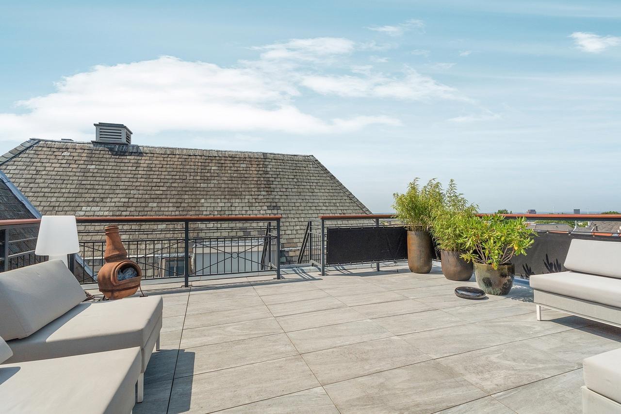 150 m² Penthouse with Rooftop Terrace - Image 42
