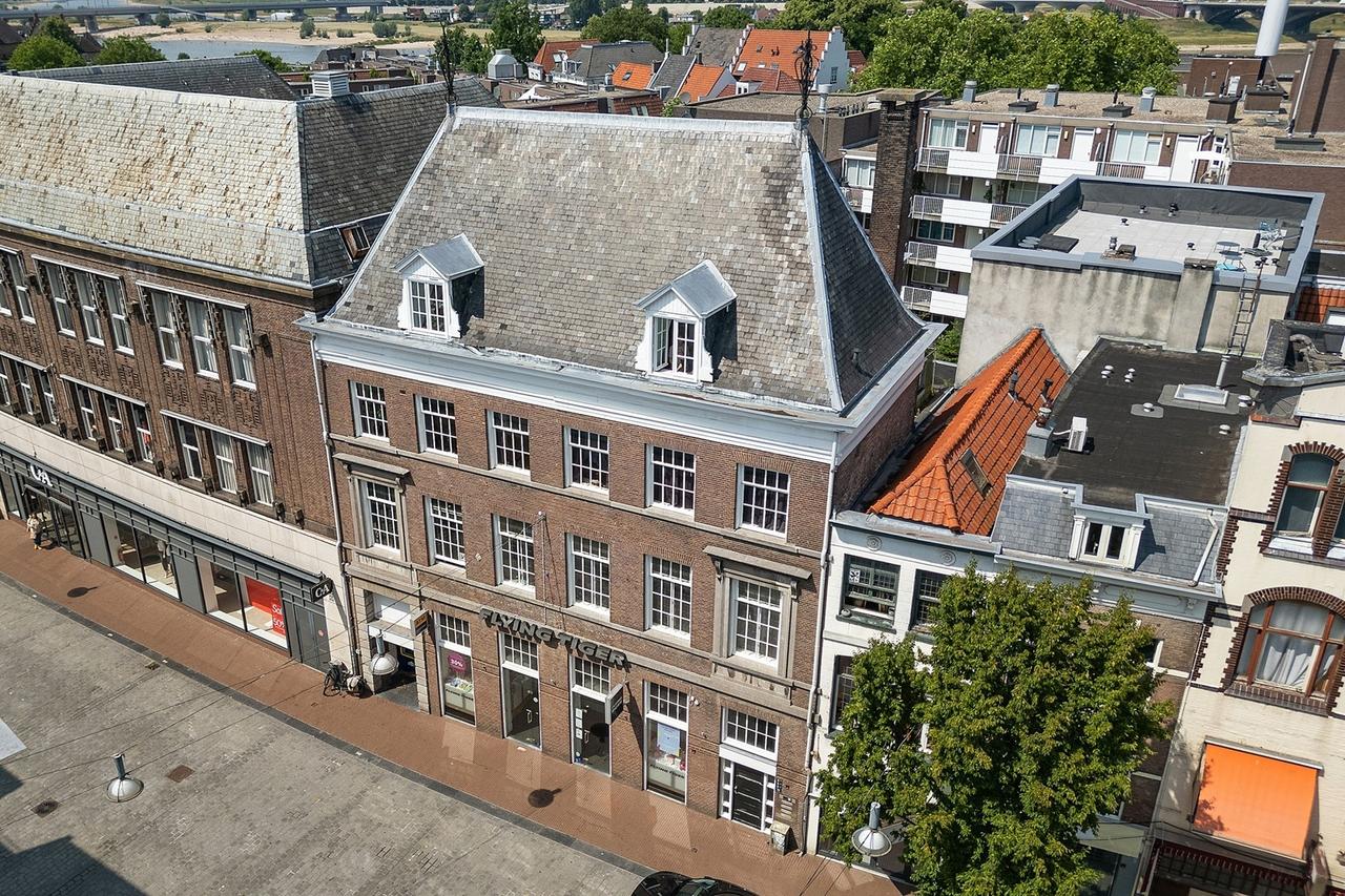 150 m² Penthouse with Rooftop Terrace - Image 43