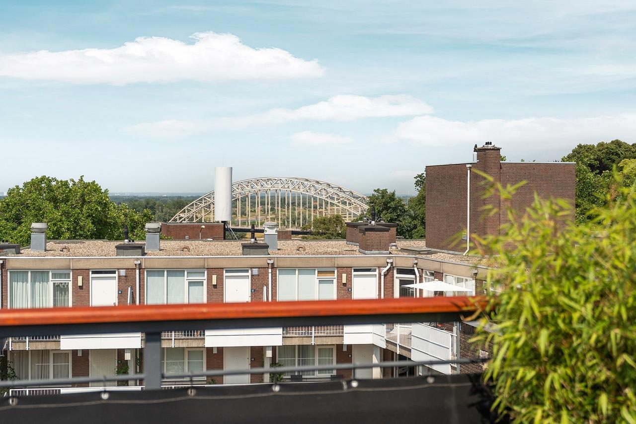 150 m² Penthouse with Rooftop Terrace - Image 47