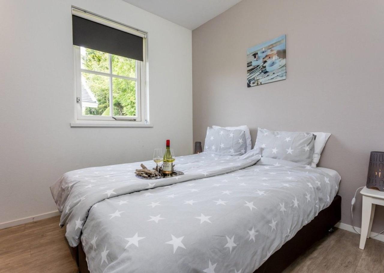 Furnished bungalow with garden near dunes - Image 5