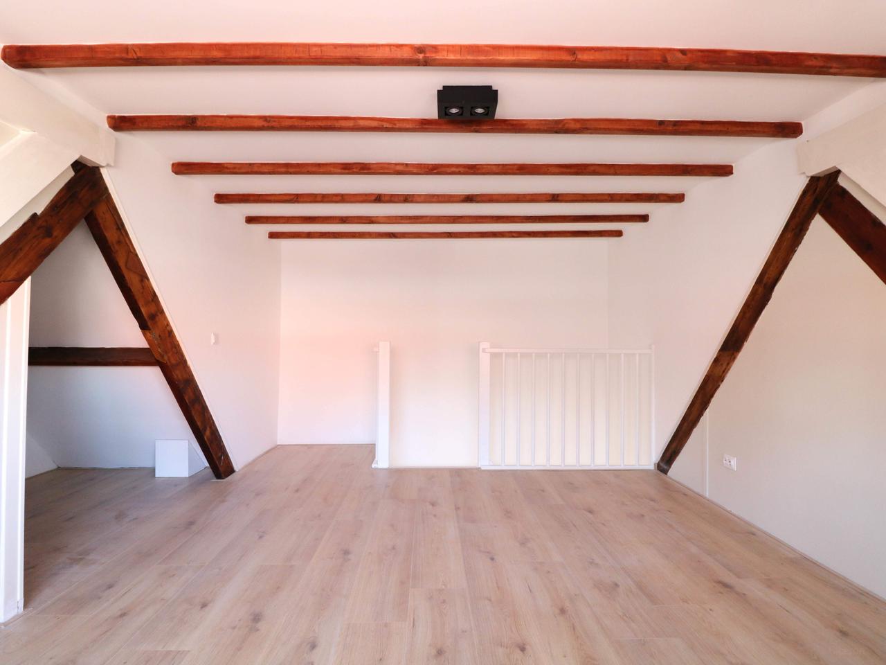 65 m² apartment with private balcony - Image 10