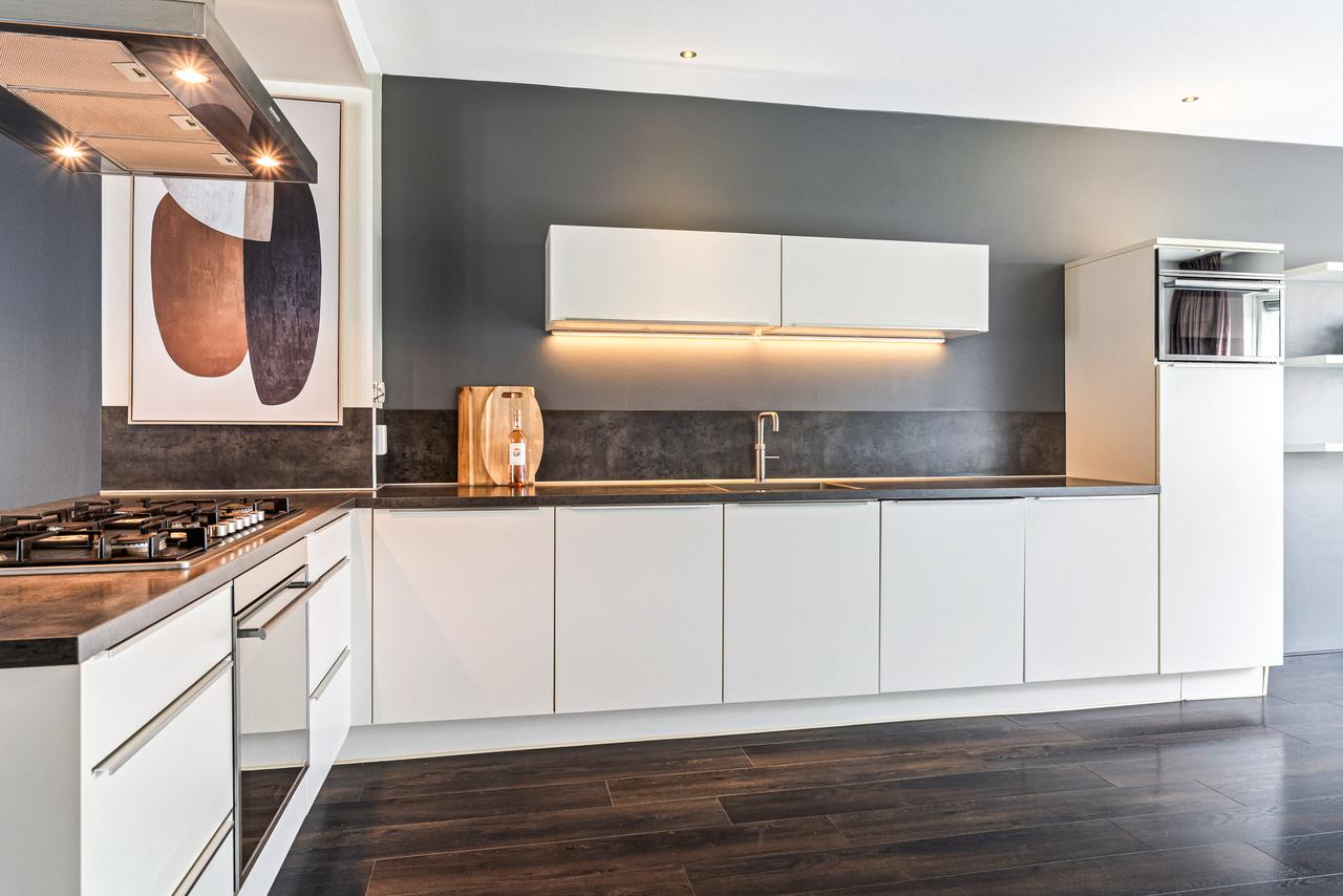 134 m² tussenwoning met 4 slaapkamers - Afbeelding 2