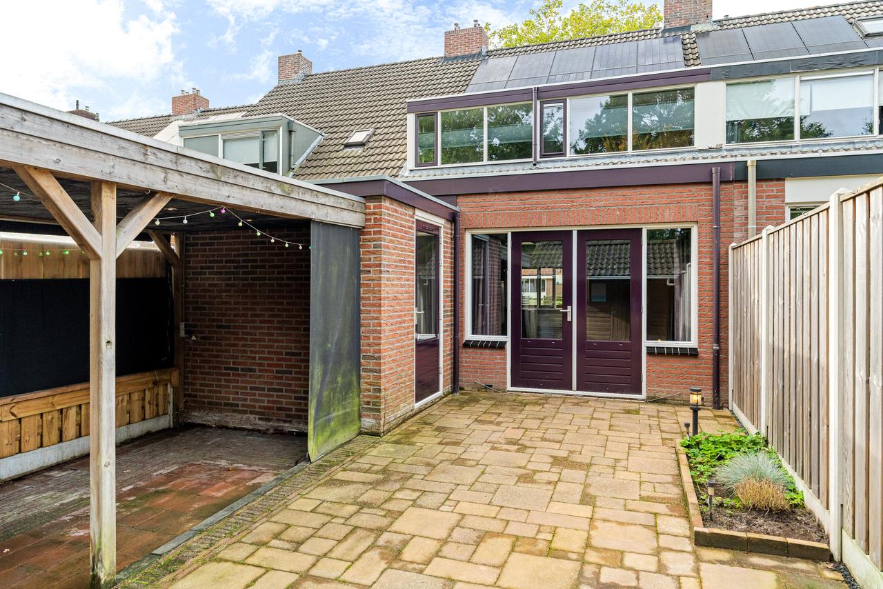 134 m² tussenwoning met 4 slaapkamers - Afbeelding 3