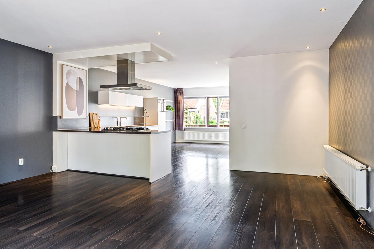 134 m² tussenwoning met 4 slaapkamers - Afbeelding 9