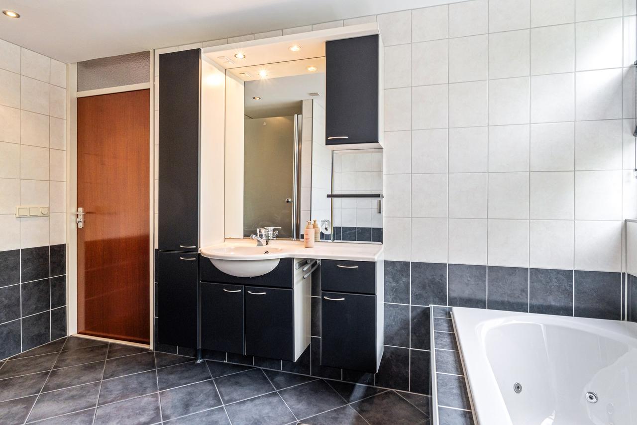 134 m² tussenwoning met 4 slaapkamers - Afbeelding 31