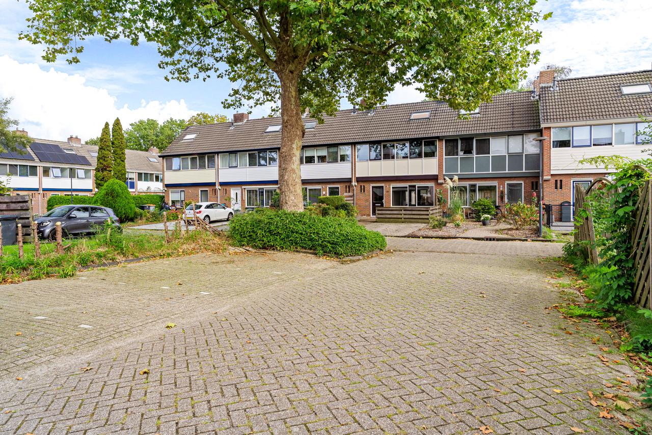 134 m² tussenwoning met 4 slaapkamers - Afbeelding 47