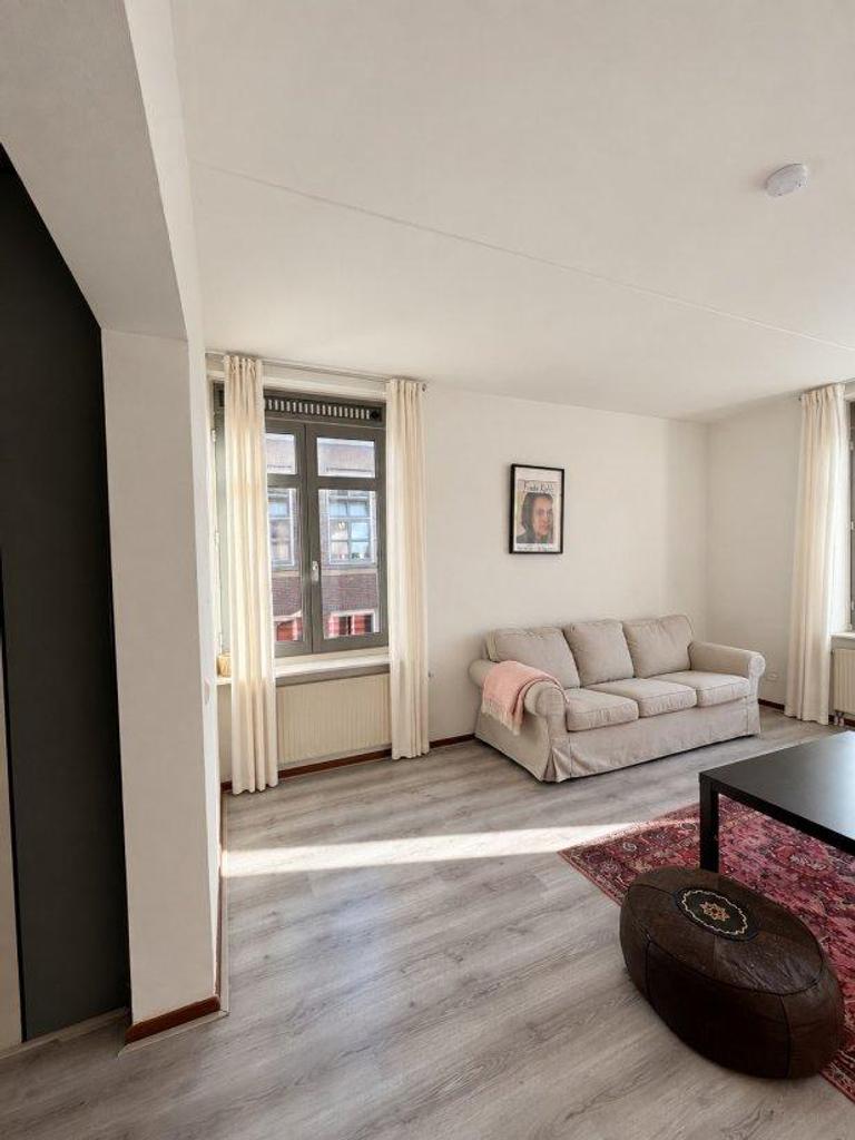 64 m² appartement met balkon in hartje Groningen - Afbeelding 3