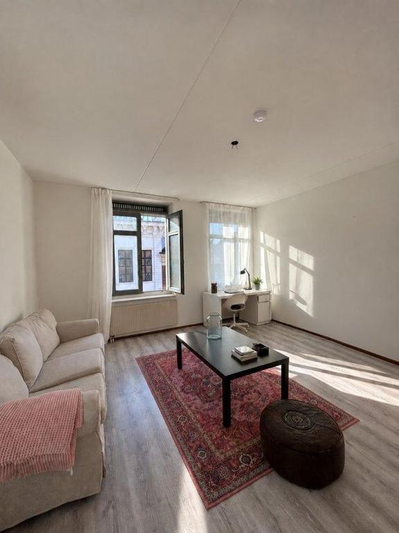 64 m² appartement met balkon in hartje Groningen - Afbeelding 4