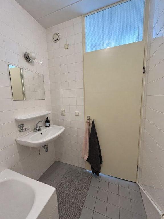 64 m² appartement met balkon in hartje Groningen - Afbeelding 8