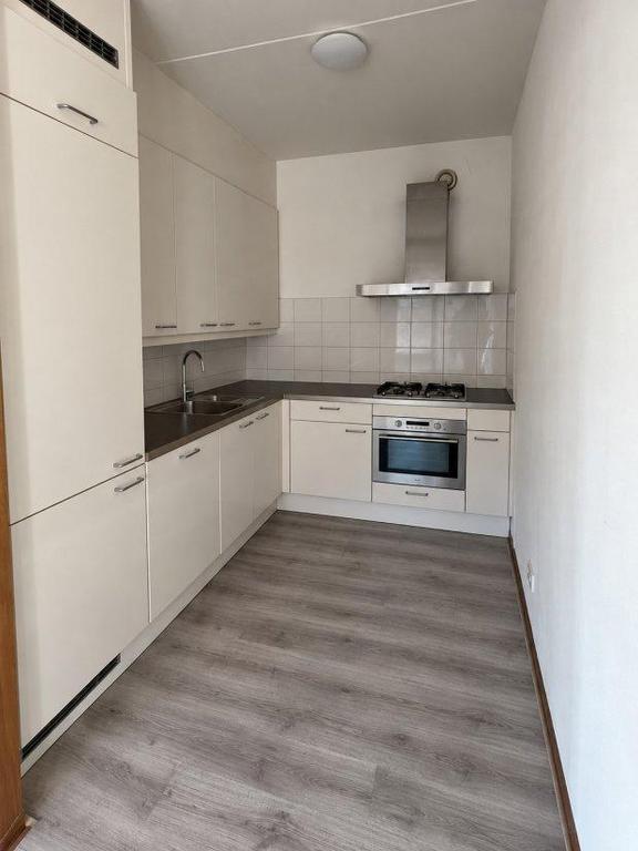 64 m² appartement met balkon in hartje Groningen - Afbeelding 16