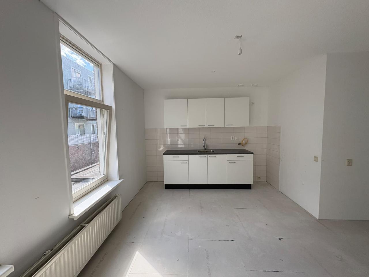 98 m² appartement met 2 slaapkamers - Afbeelding 4