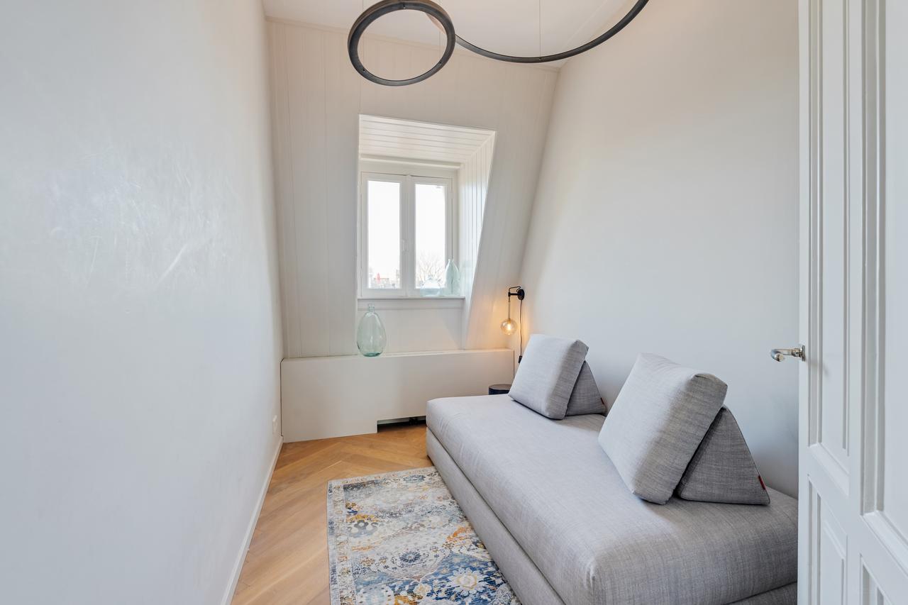 Furnished 4-Bedroom Apartment with Roof Terrace - Image 13