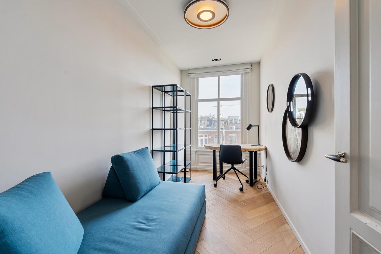 Furnished 4-Bedroom Apartment with Roof Terrace - Image 15