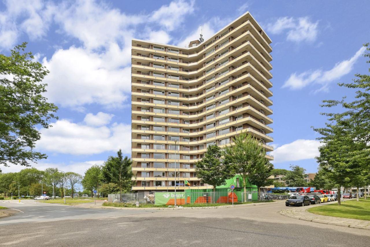 70 m² apartment with balcony in Wageningen - Image 1