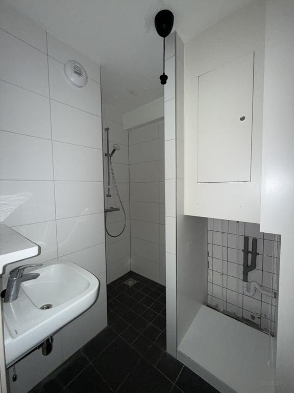 70 m² apartment with balcony in Wageningen - Image 6