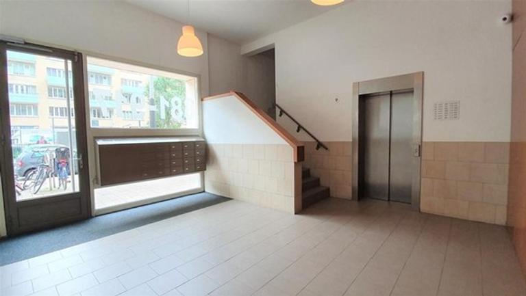 100 m² huurappartement met balkon in De Kolenkit - Afbeelding 3