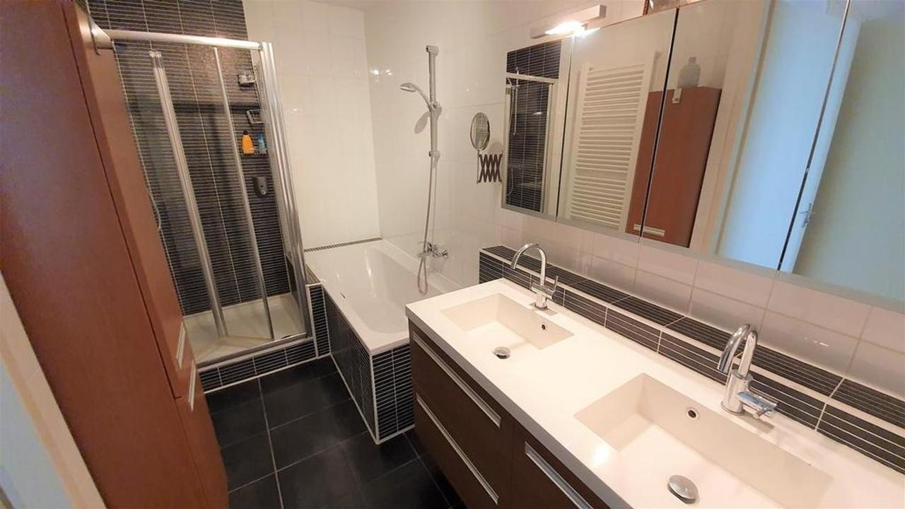 100 m² huurappartement met balkon in De Kolenkit - Afbeelding 15