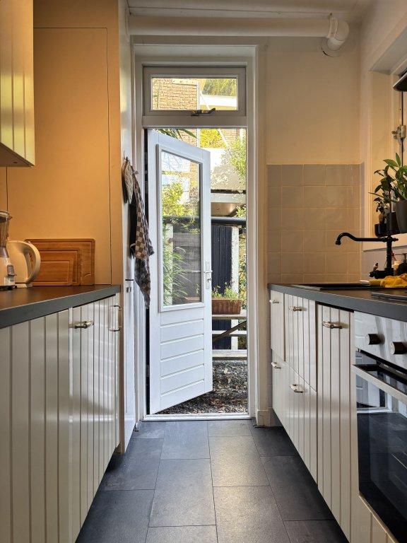 Woning van 61 m² met tuin in Utrecht - Afbeelding 7