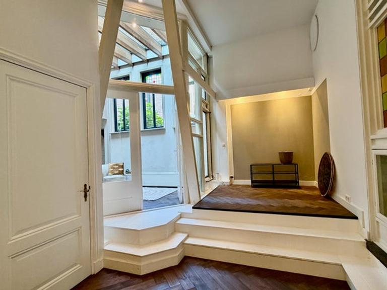 Gemeubileerd 3-kamerappartement bij station - Afbeelding 13