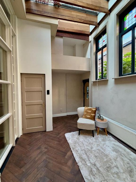 Gemeubileerd 3-kamerappartement bij station - Afbeelding 15