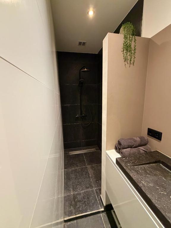 Gemeubileerd 3-kamerappartement bij station - Afbeelding 22