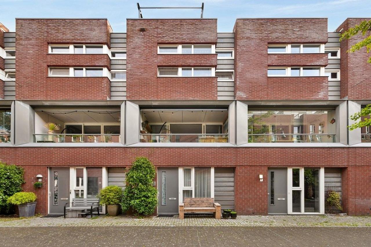 Rental Home in Sportliedenbuurt - Image 1