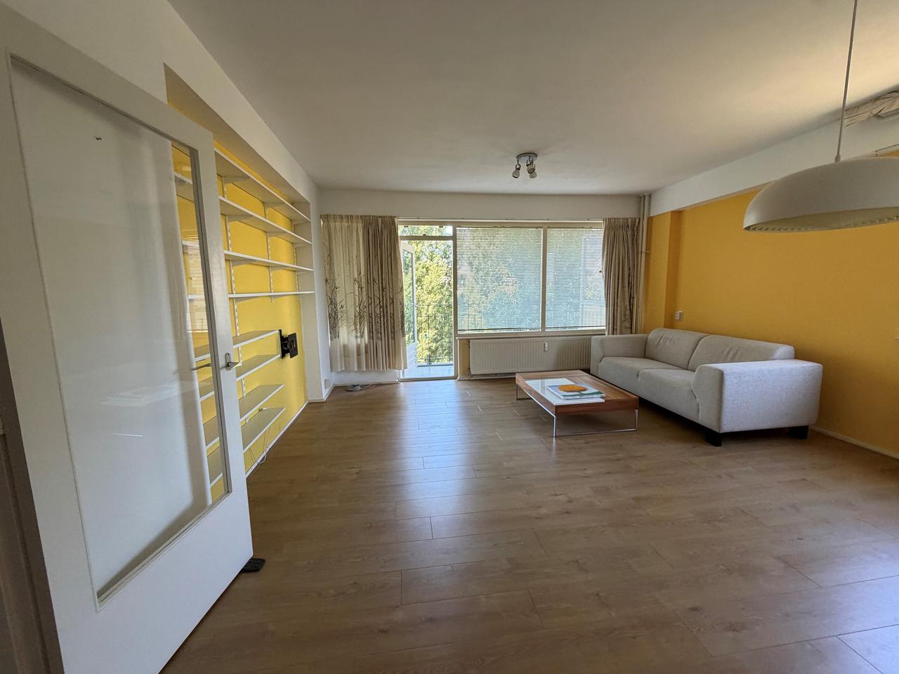 90 m² apartment with 3 bedrooms - Image 6