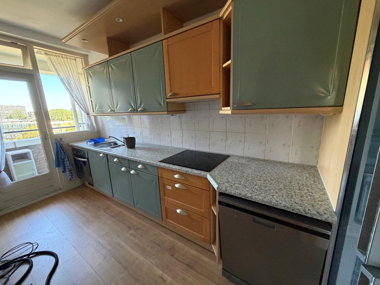 90 m² apartment with 3 bedrooms - Image 8