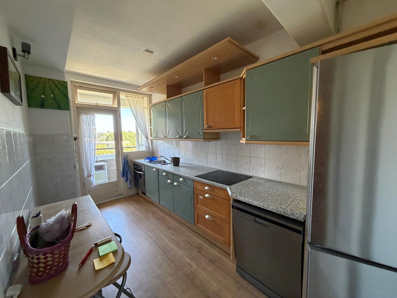 90 m² apartment with 3 bedrooms - Image 9