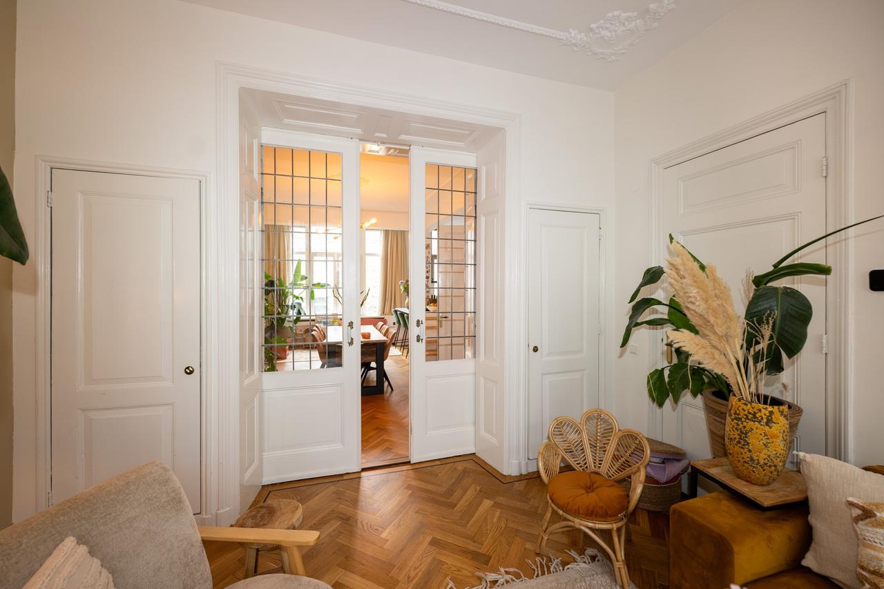 Furnished 3-Bedroom Apartment with Garden - Image 3
