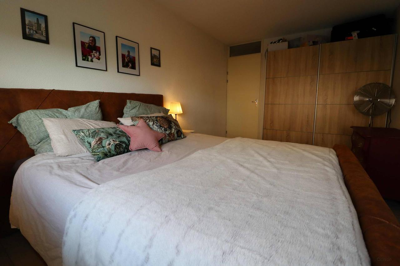 Gemeubileerd 3-kamerappartement met balkon - Afbeelding 6