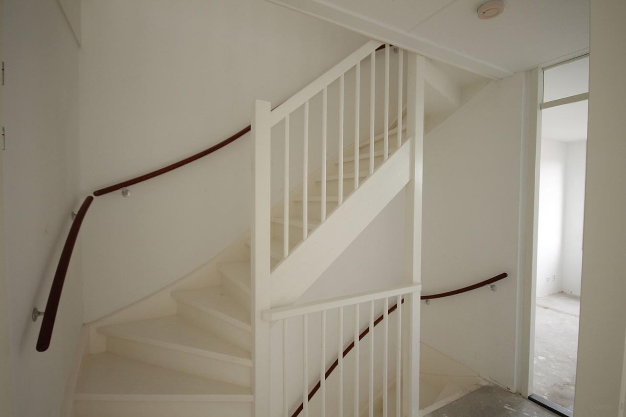 146 m² Corner House with Terrace - Image 7