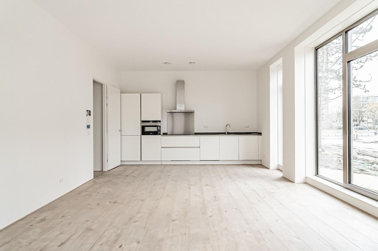 109 m² Apartment with Balcony in Haarlem - Image 5