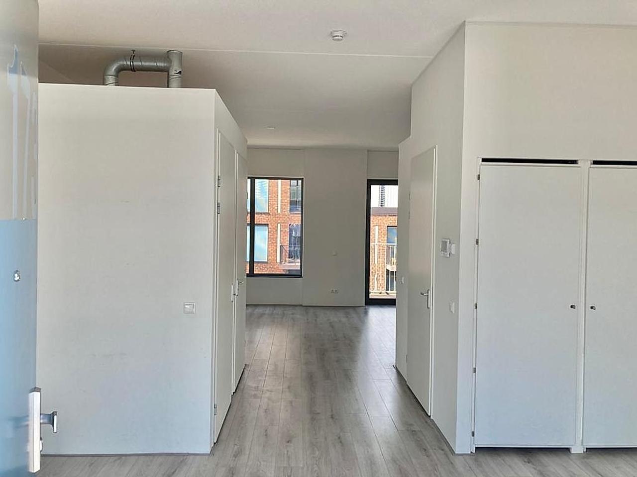 70 m² studio met terras in Strijp-S - Afbeelding 3