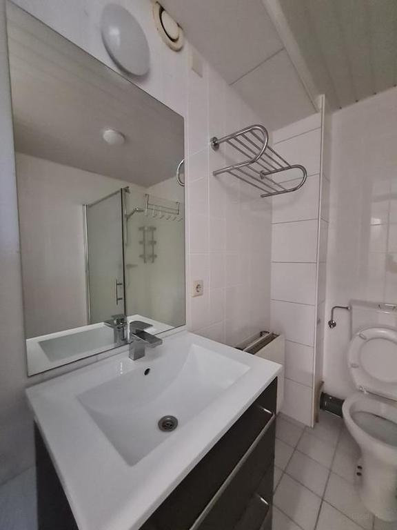 Semi-studio van 21 m² met eigen badkamer in Tilburg - Afbeelding 8