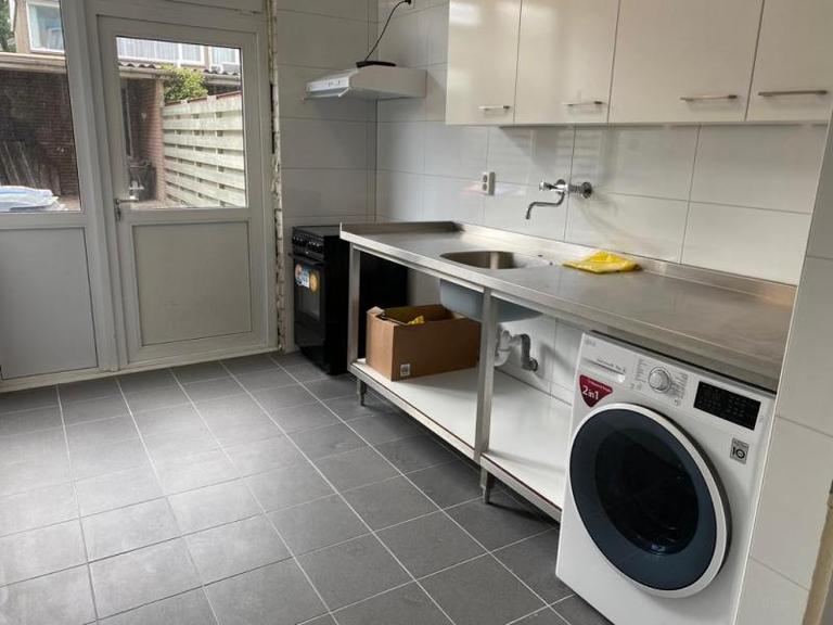 Semi-studio met eigen badkamer in Tilburg - Afbeelding 7