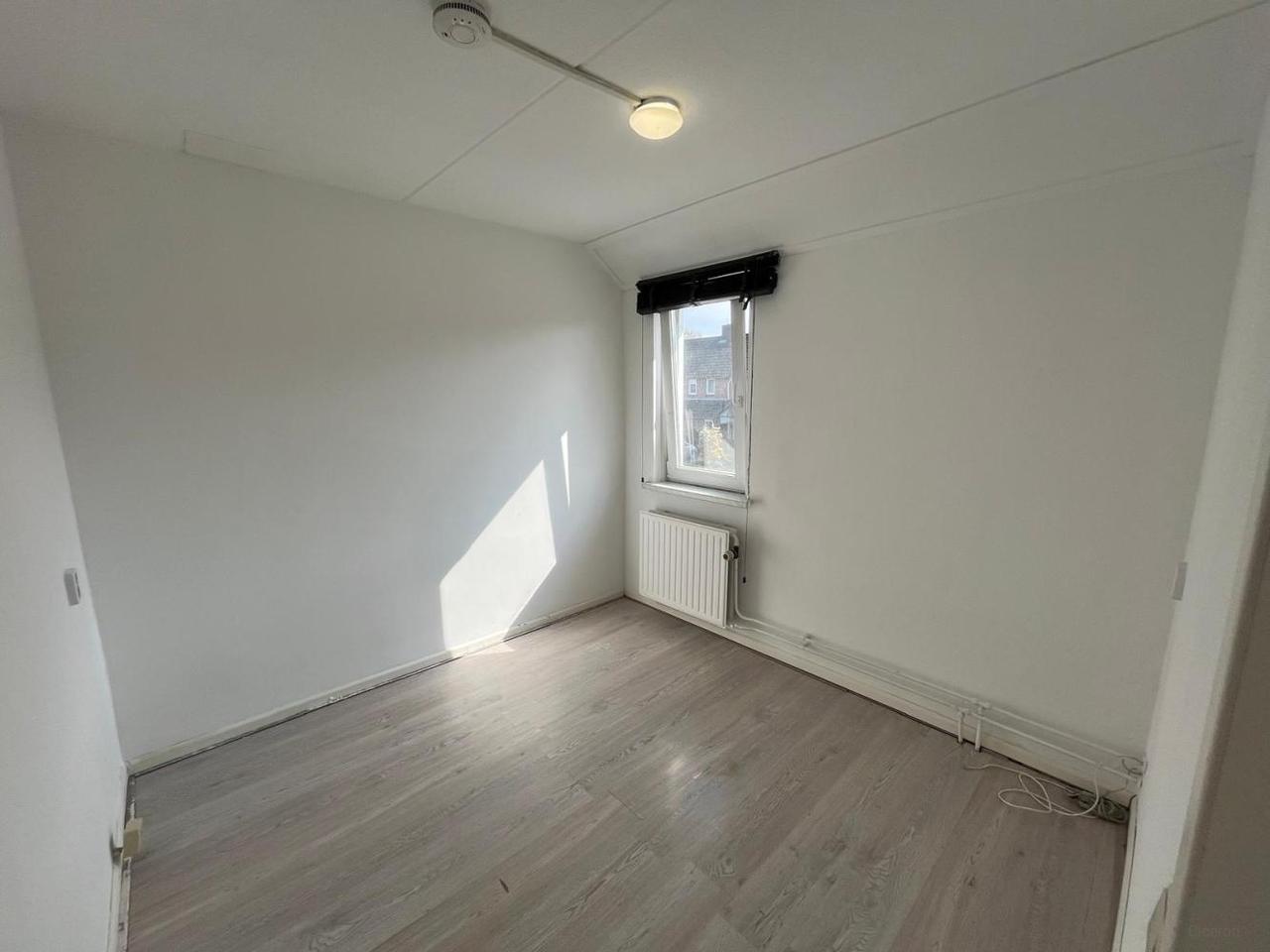Semi-studio met eigen badkamer in Tilburg - Afbeelding 2