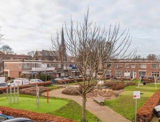 2-Bedroom Apartment with Balcony in Houtwijk - Image 10