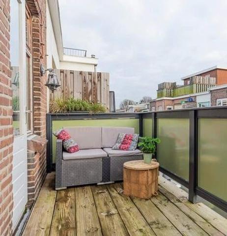 2-Bedroom Apartment with Balcony in Houtwijk - Image 13
