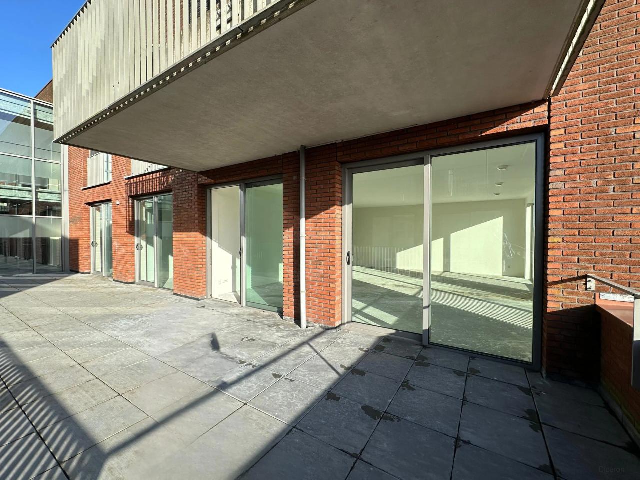 3-Room Apartment with 63 m² Terrace - Image 18