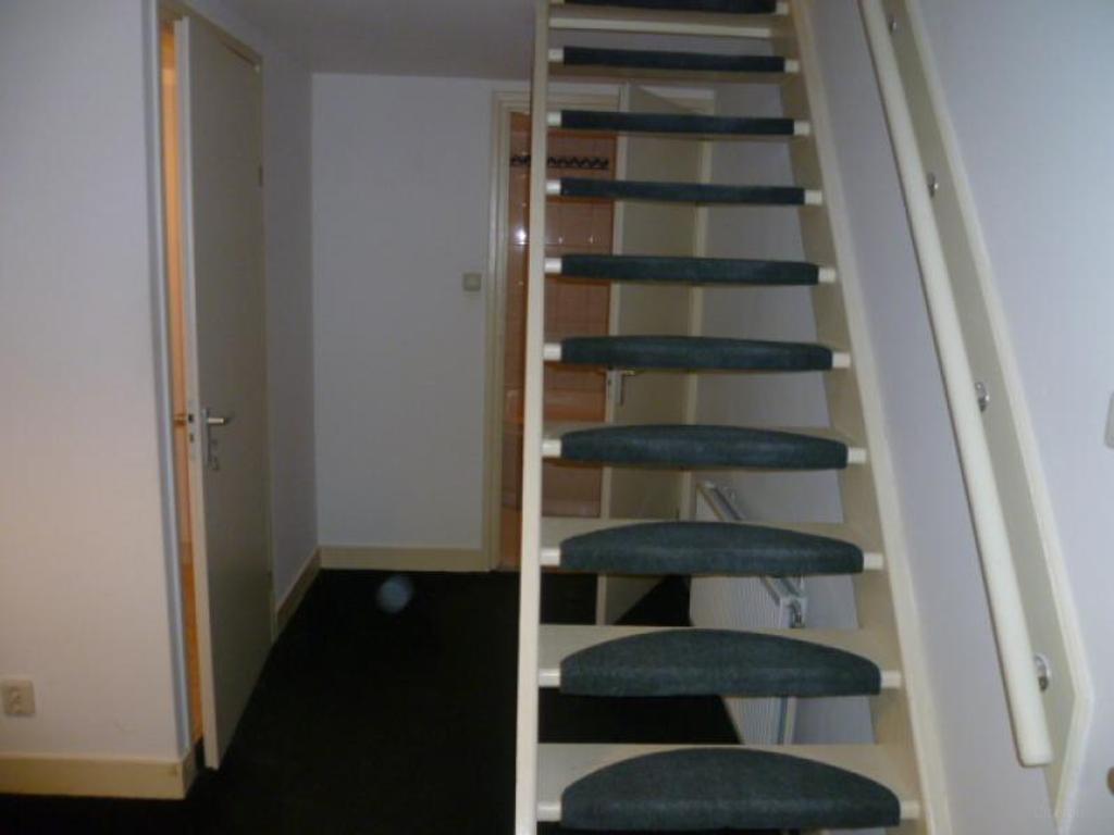 1-Bedroom Apartment in Central Utrecht - Image 3