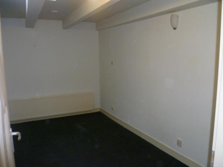 1-Bedroom Apartment in Central Utrecht - Image 5