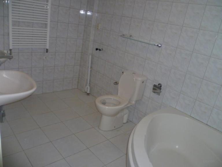 1-Bedroom Apartment in Central Utrecht - Image 7