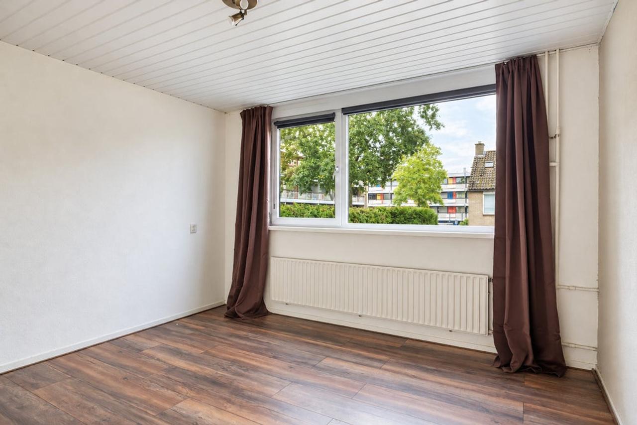 Gemeubileerde hoekwoning met 4 slaapkamers - Afbeelding 27