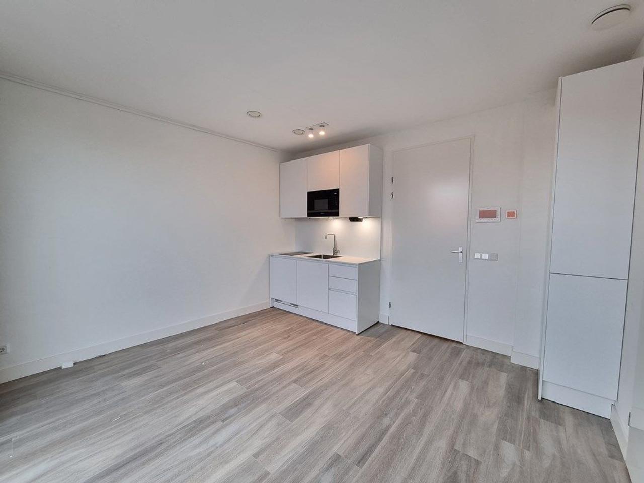 A+++ penthouse met balkon in Amsterdam-West - Afbeelding 4