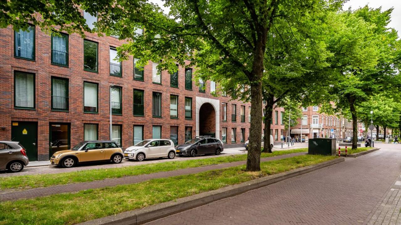 Self-contained student studio in The Hague - Image 1