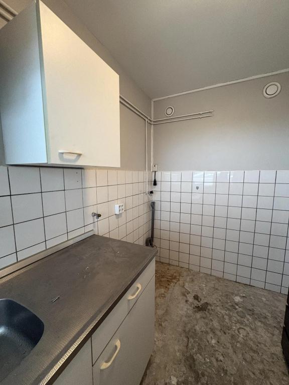 A+ Apartment with Balcony in Spijkenisse - Image 9