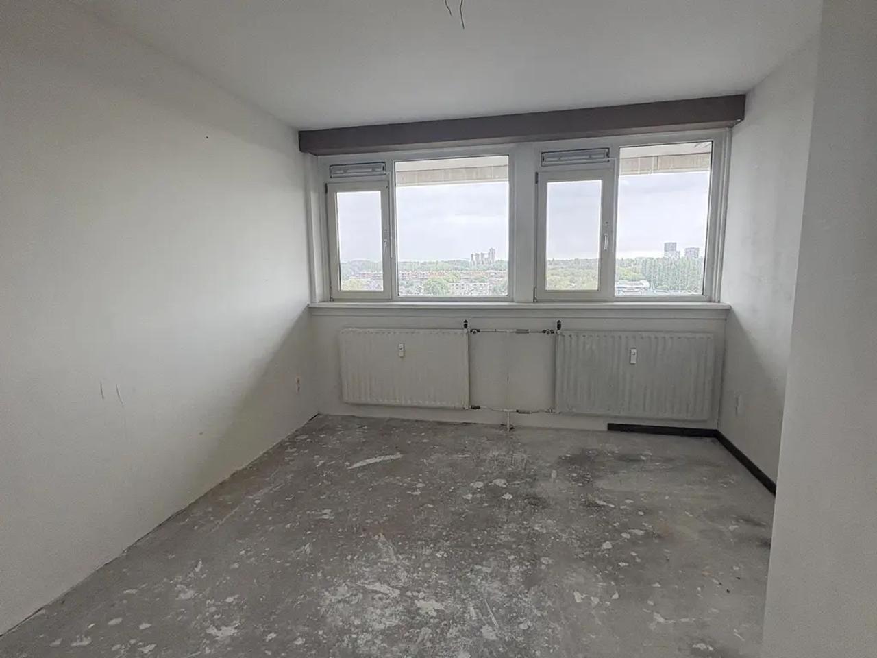 A+ Apartment with Balcony in Spijkenisse - Image 28