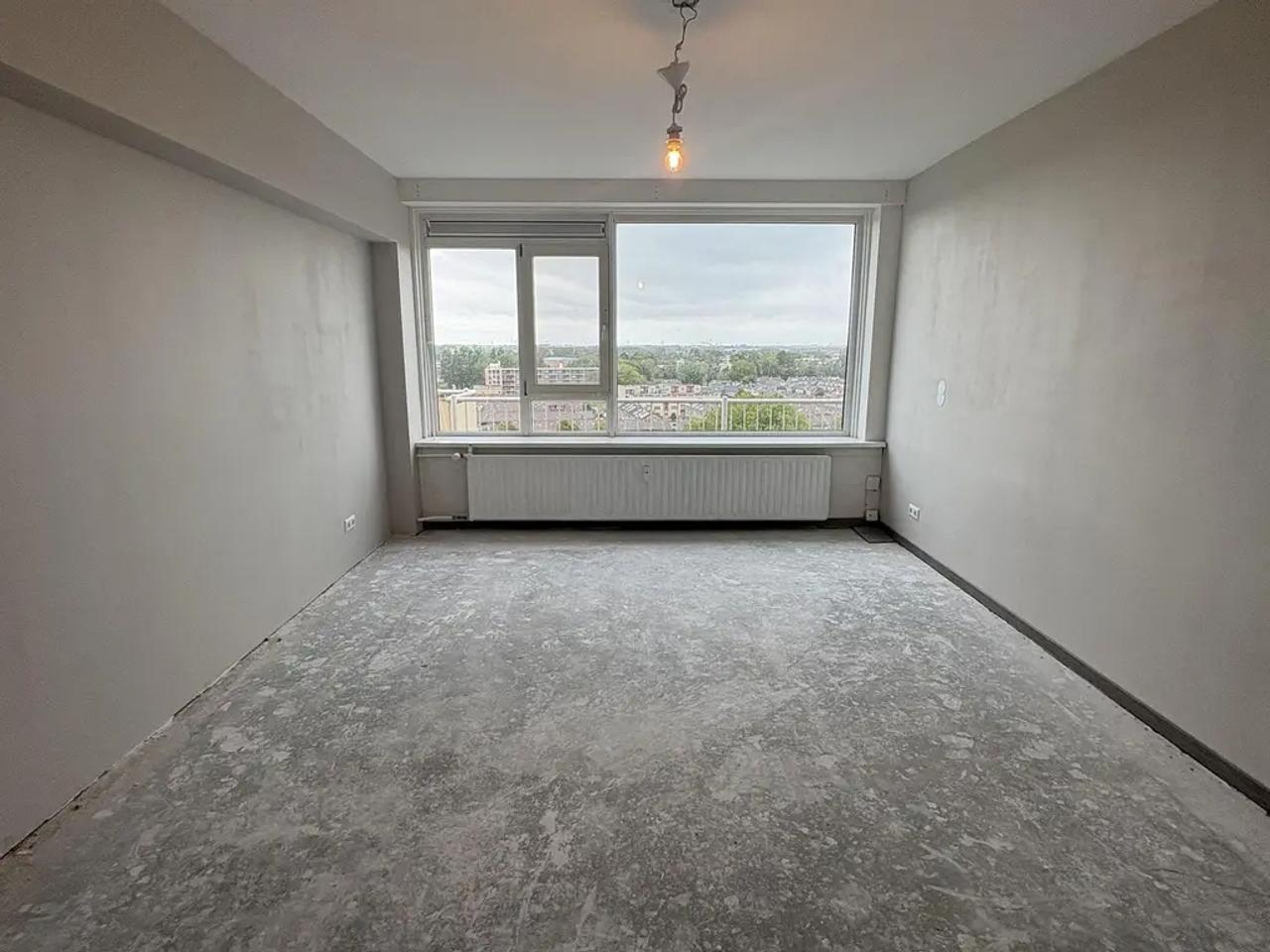 A+ Apartment with Balcony in Spijkenisse - Image 32
